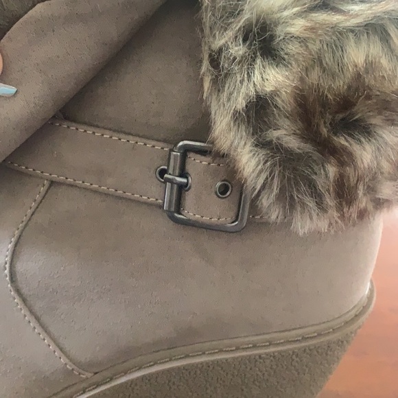 A.n.a Maddy Taupe boots shoes new size 9 cute - Picture 11 of 16